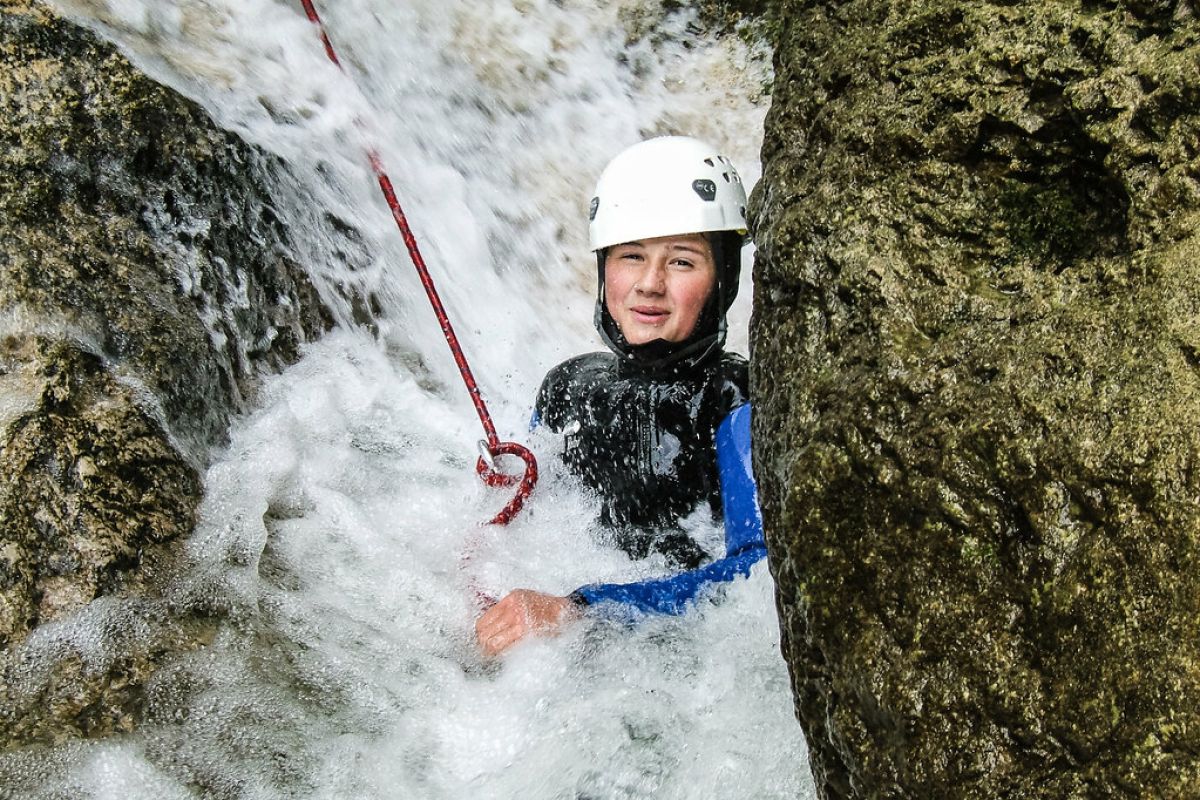 Canyoning in einer Schlucht im Salzburger Saalachtal
